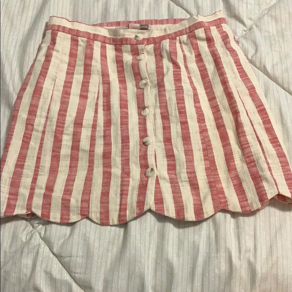 Red and white stripped scalloped skirt